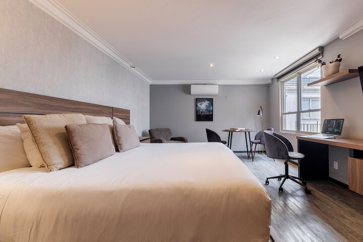 Room 48 of 86