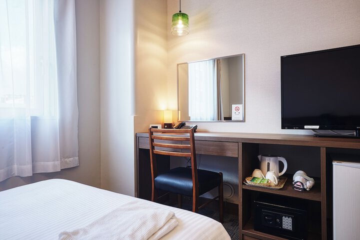 Room 14 of 59