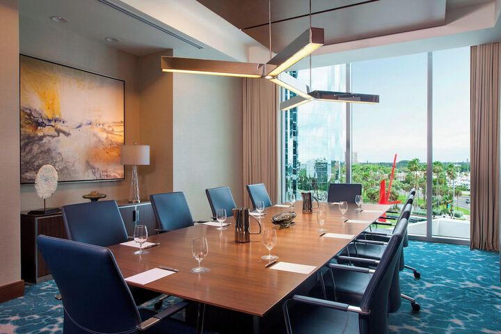 Meeting facility