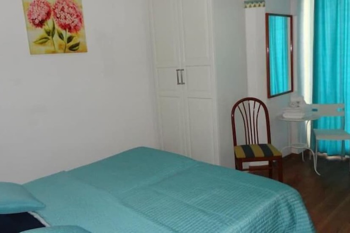 Room 10 of 61