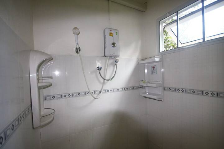 Room 15 of 19