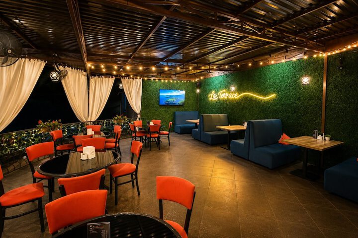Terrace/Patio 16 of 25