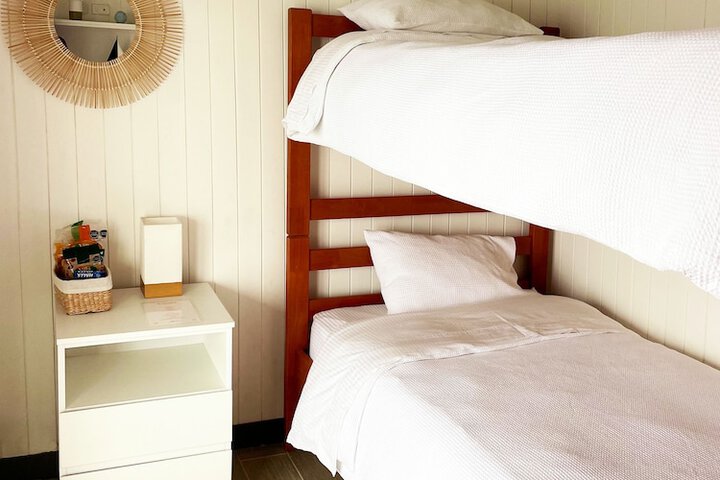 Room 8 of 52