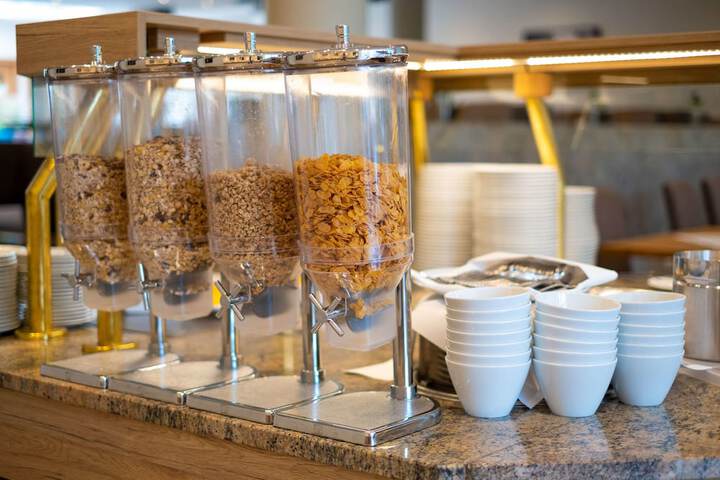 Breakfast/Coffee Service 41 of 66