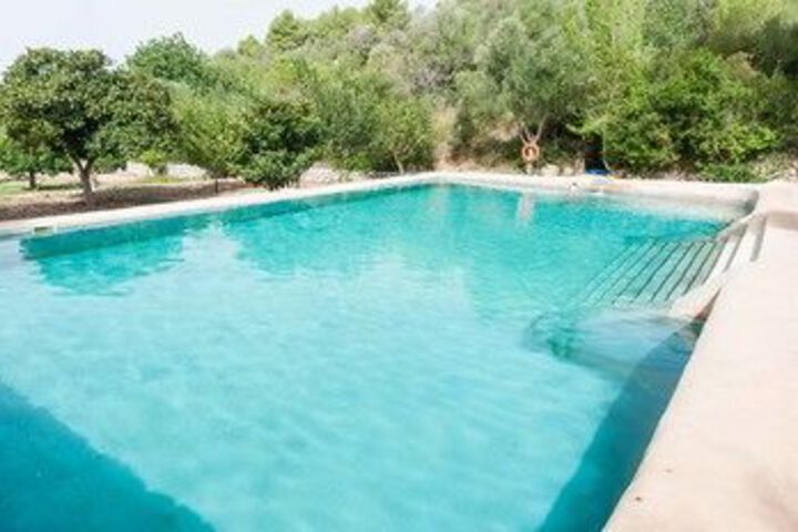 Pool 53 of 70