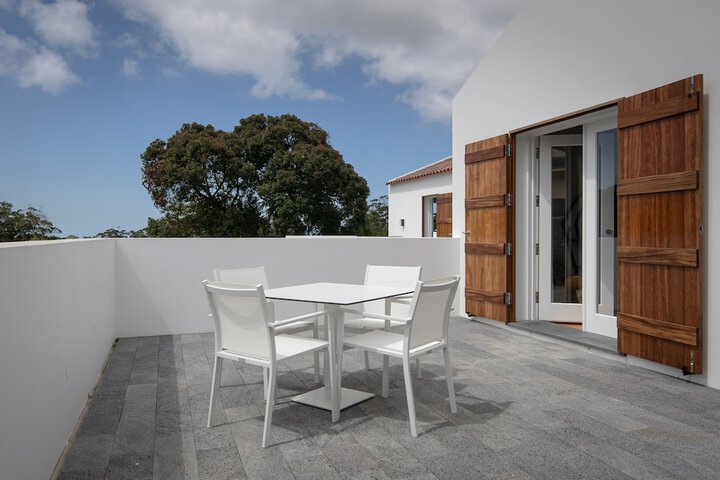 Terrace/Patio 30 of 46