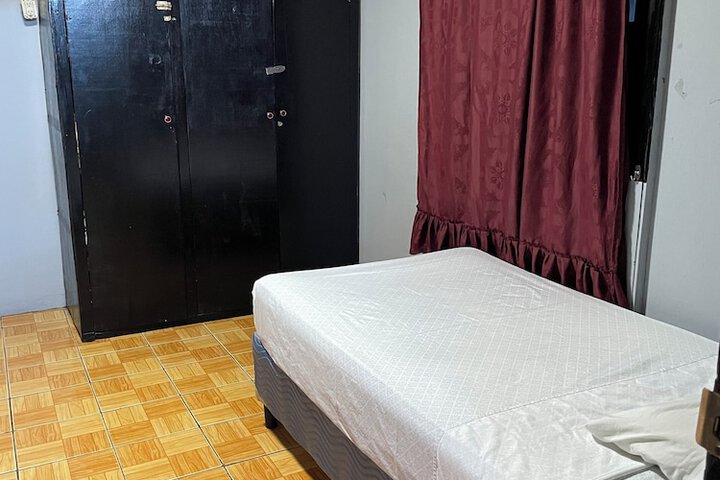 Room 5 of 58