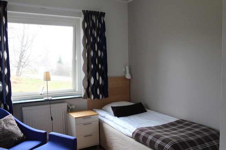 Room 3 of 44