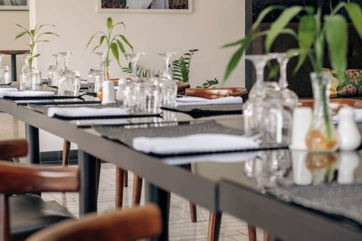 Dining 21 of 27