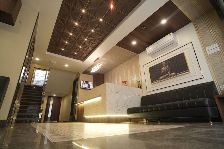 Hotel Interior 3 of 13