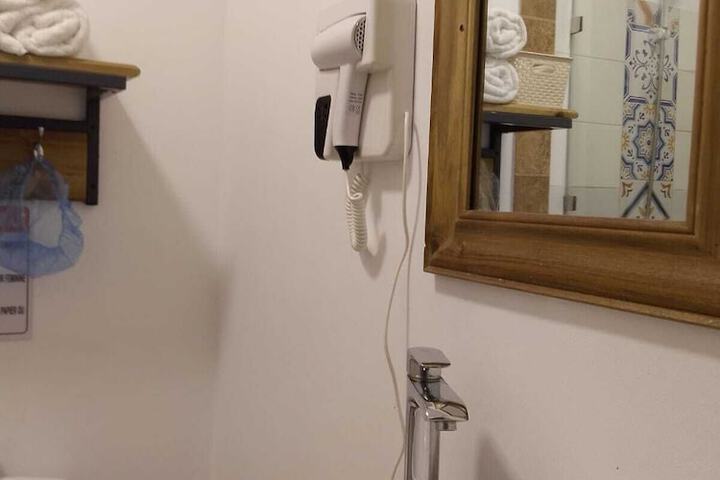 Room 58 of 72