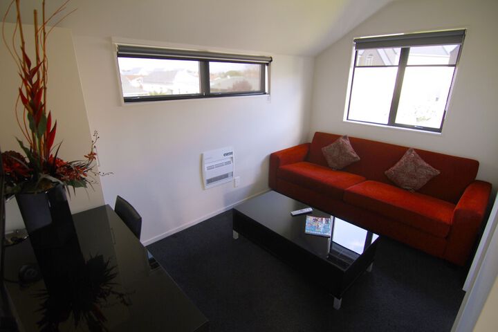 Room 10 of 34