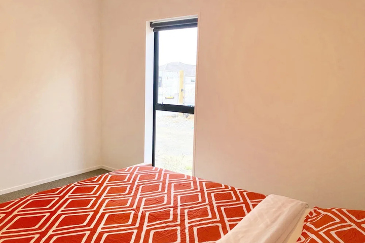 Room 5 of 15