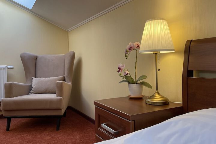 Room 26 of 69