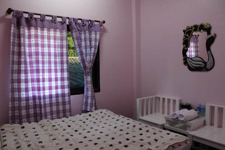 Room 19 of 25
