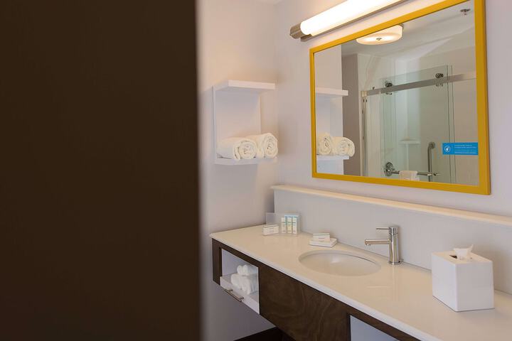 Bathroom shower