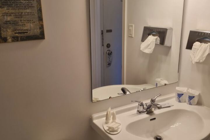 Room 20 of 46