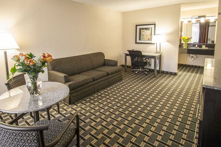 Room 8 of 46