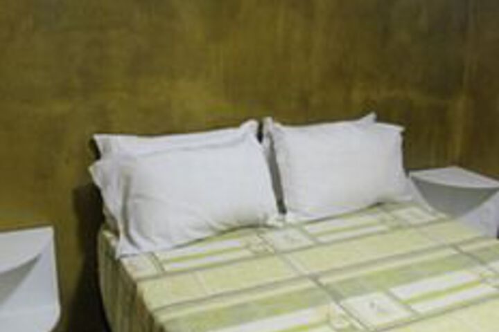 Room 15 of 42