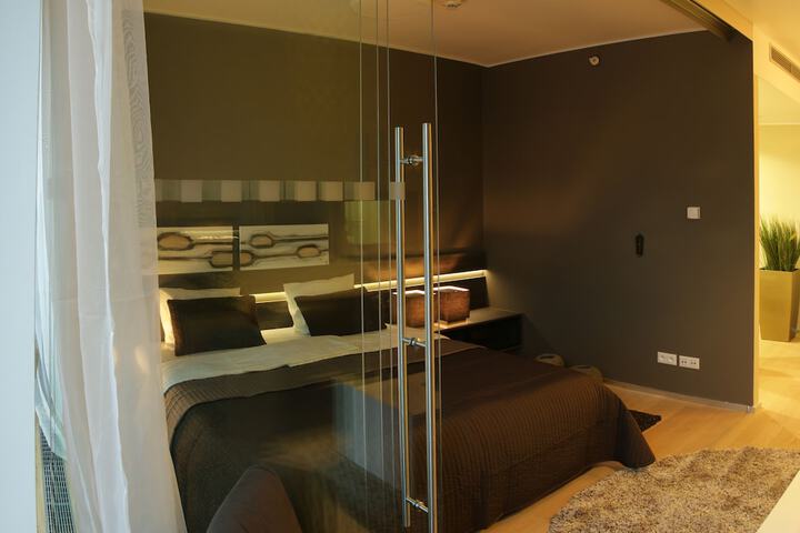 Room 95 of 117