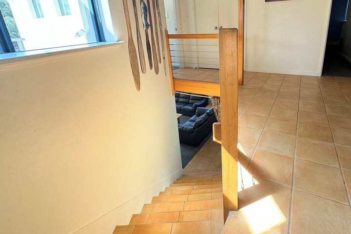 Room 9 of 178