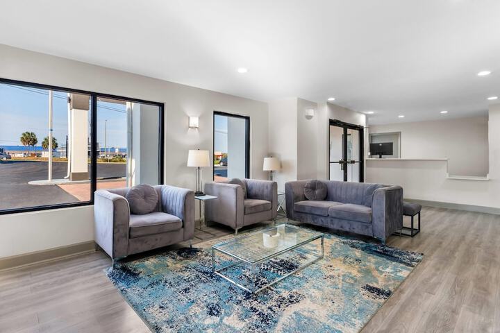 Hotel Interior 5 of 26