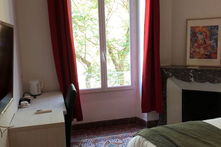 Room 9 of 21
