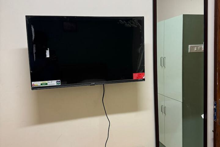 Room 7 of 23