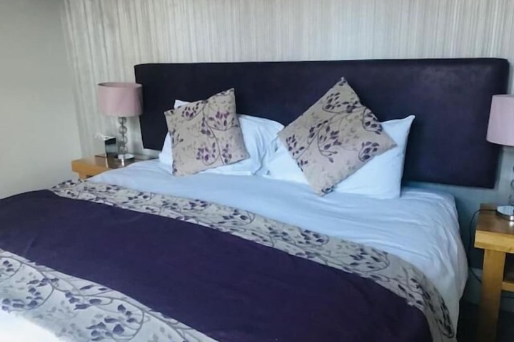 Room 13 of 42