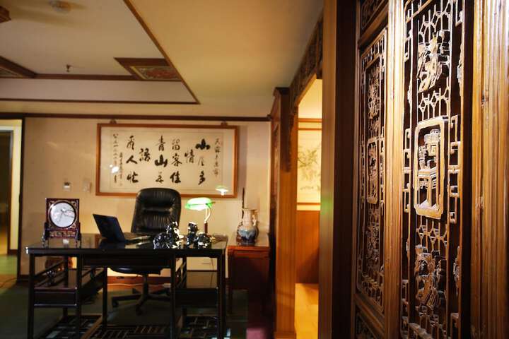 Room 15 of 32