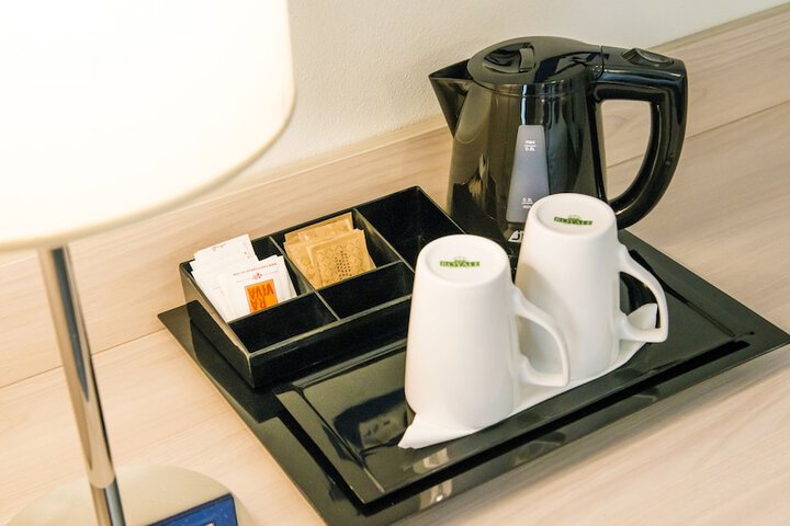 Breakfast/Coffee Service 20 of 43