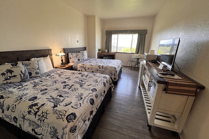 Standard Room, King or Two Doubles (3 of 16)