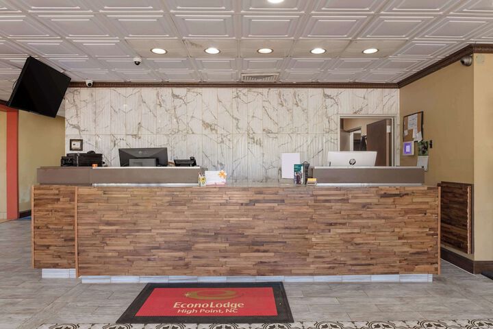 Guest Lobby