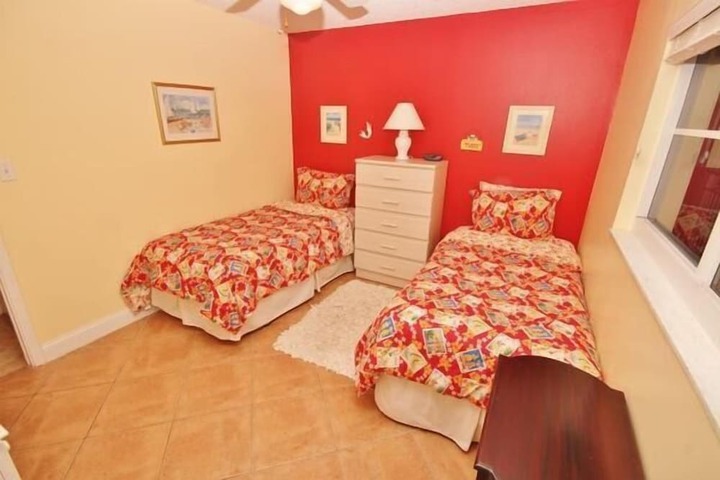 Room 10 of 264