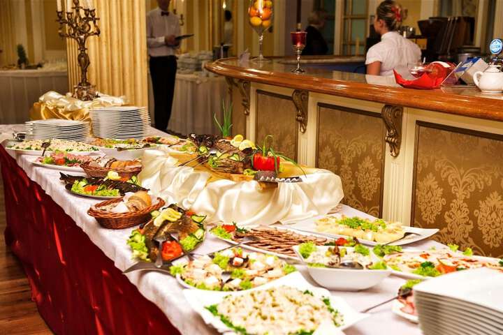 Dining 44 of 65