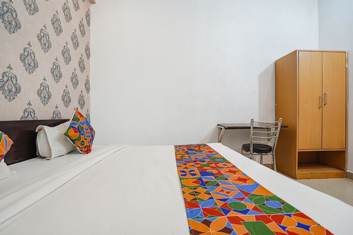 Room 16 of 23