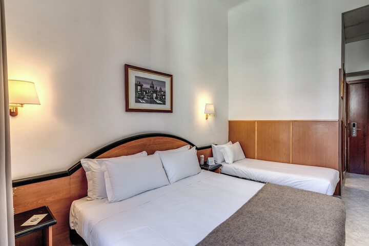 Room 45 of 82