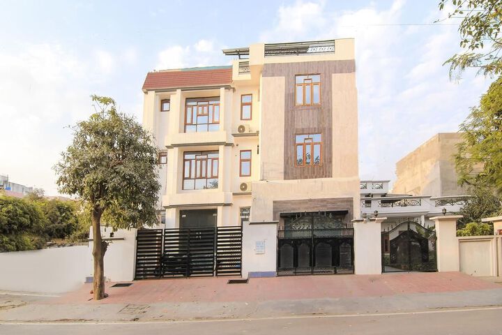 Hotel SRG