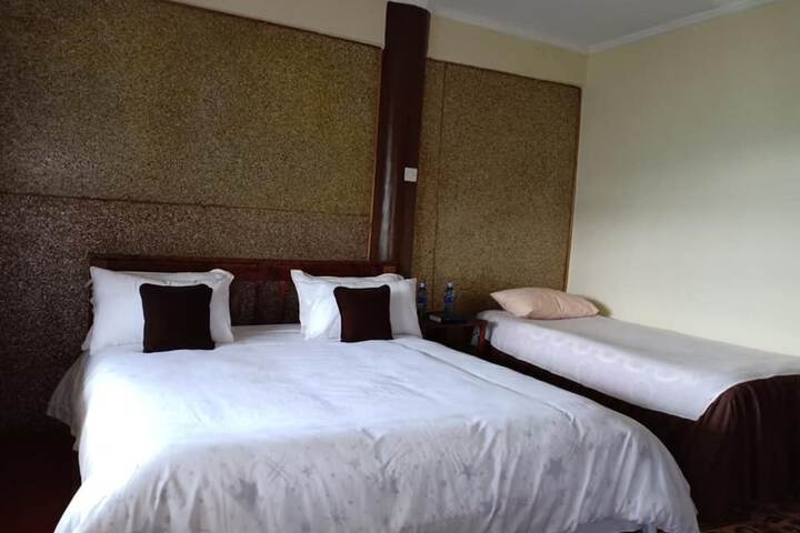 Room 3 of 12