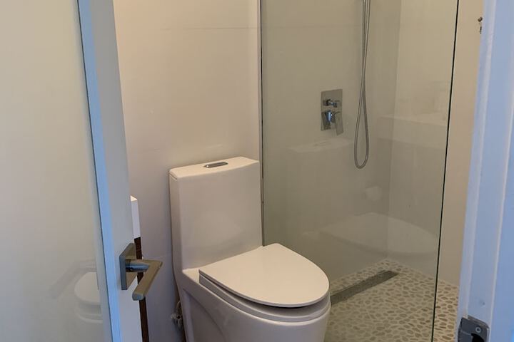 Room 12 of 21