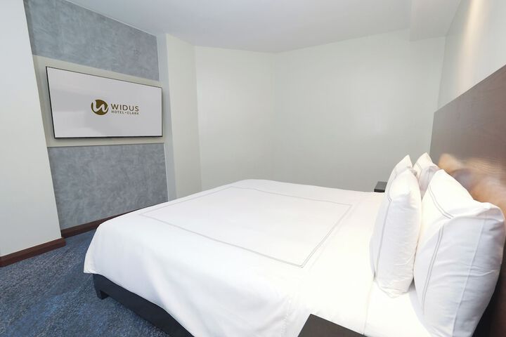 Room 20 of 40