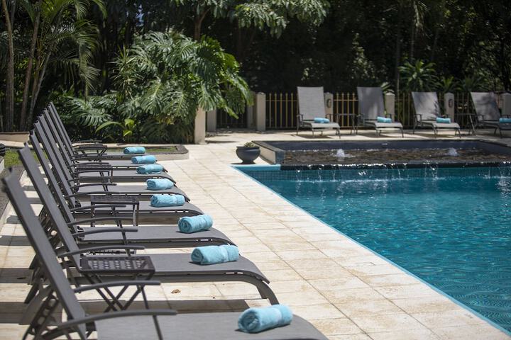 Pool 34 of 52