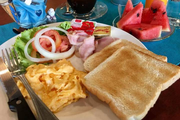 Breakfast/Coffee Service 84 of 97