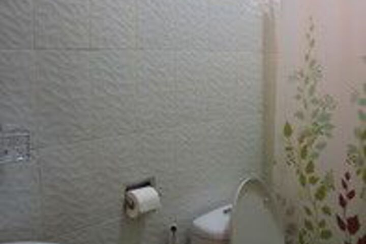Room 5 of 36