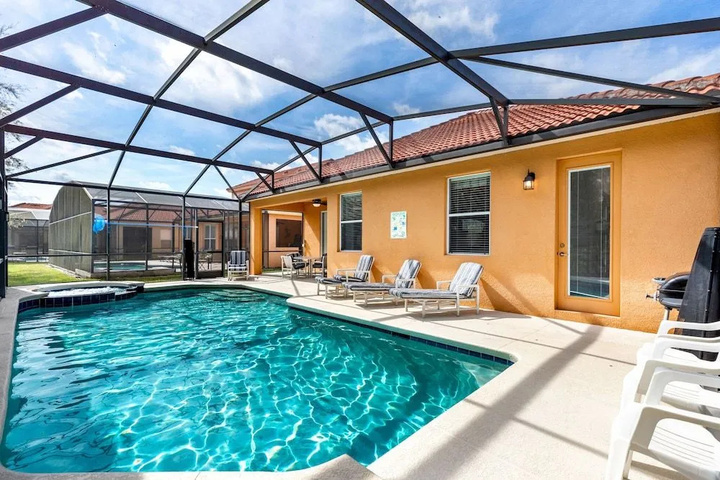 Pool 11 of 19