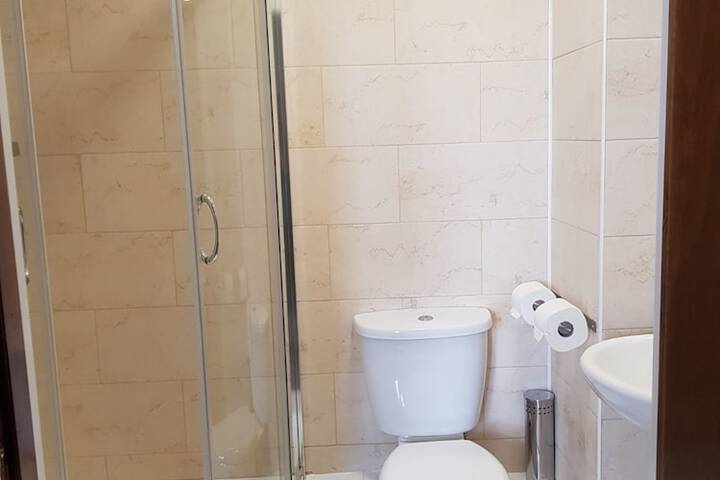 Room 16 of 26