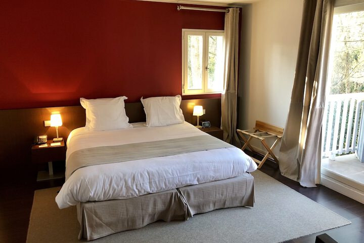 Room 6 of 49