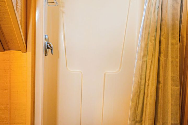 Room 204 of 232