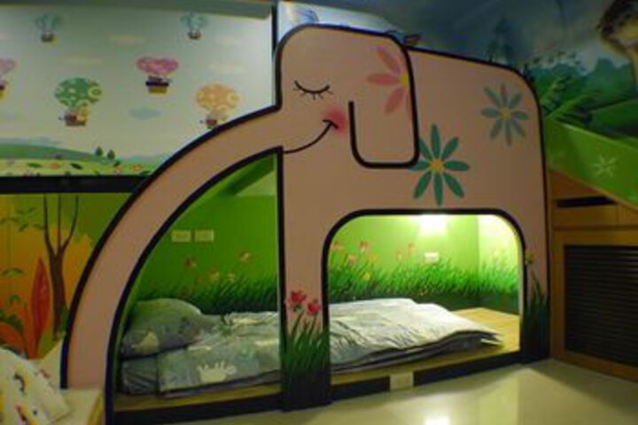 Room 12 of 57