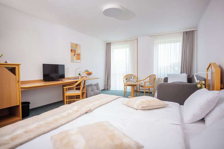 Room 33 of 88